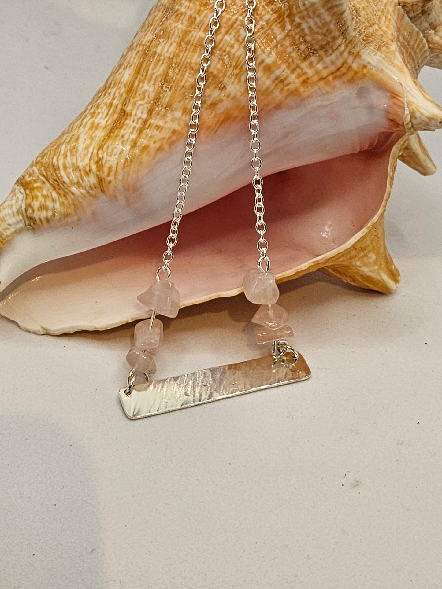 Handmade sterling silver hammered bar necklace with rose quartz