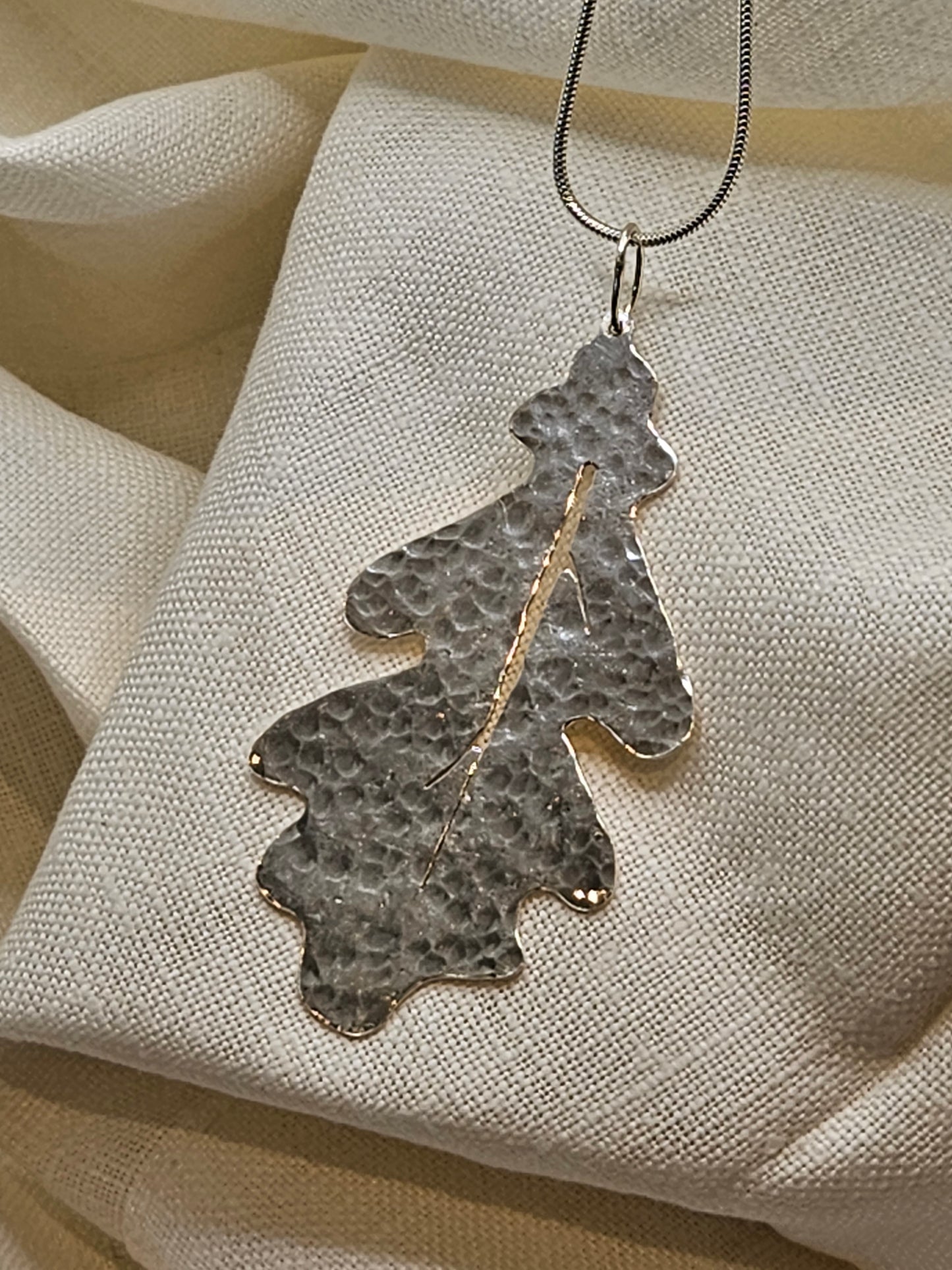 Inspired by Nature Large Oak Leaf